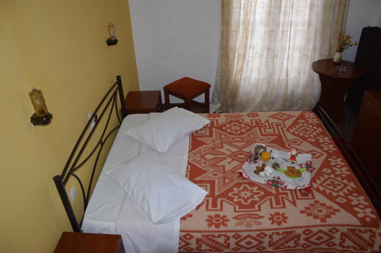 Hotel Hani Zisi Chania  Bagian luar foto